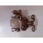 Петля двери левой(к-т 2шт)015BE-6108101 BAW Fenix 33462/3346